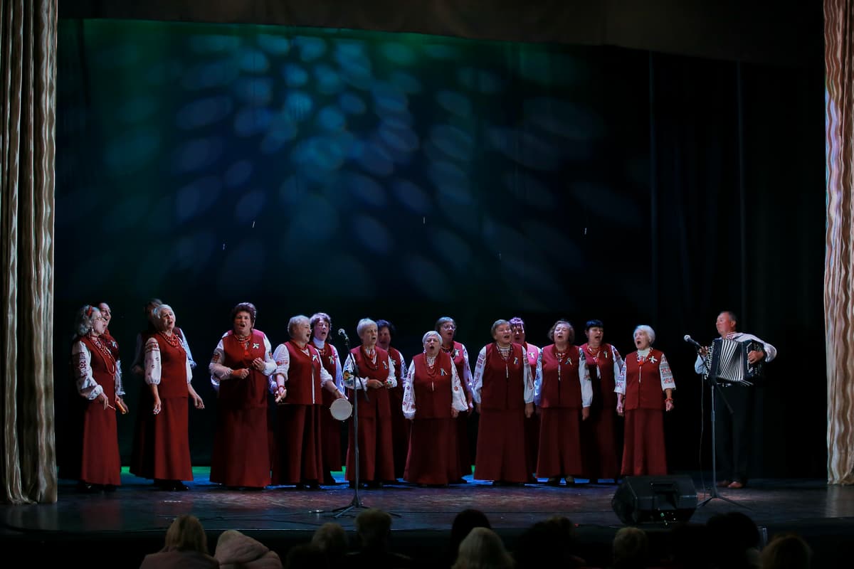 Народний хор «Фронтовичка».